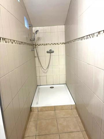 Location                                                      Appartement
                        
                     3 pièces                      42 m2                     à Tourves