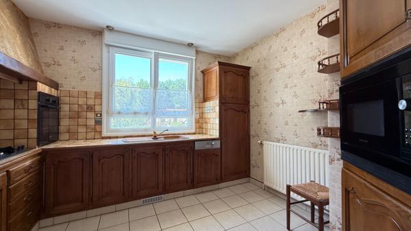 LA CHAIZE LE VICOMTE MAISON A VENDRE 7 pièces 138 m²