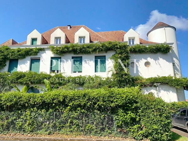 Appartement à vendre à Saint Jean de Luz, proche plage, avec cachet, cave et parking privatif., SAINT JEAN DE LUZ