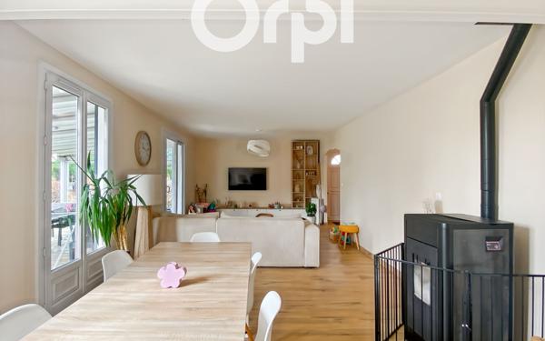 Maison à vendre    7 pièces • 137,32 m2 Estrées-Saint-Denis