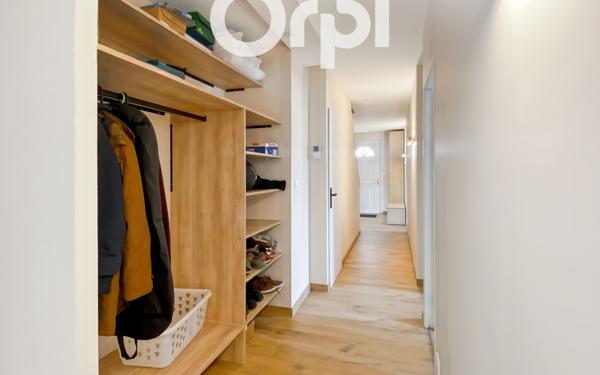 Maison à vendre    7 pièces • 137,32 m2 Estrées-Saint-Denis