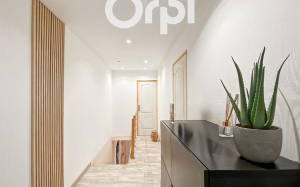 Maison à vendre    7 pièces • 137,32 m2 Estrées-Saint-Denis