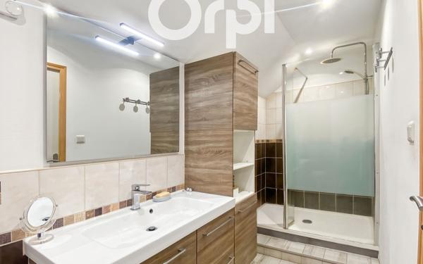 Maison à vendre    7 pièces • 137,32 m2 Estrées-Saint-Denis