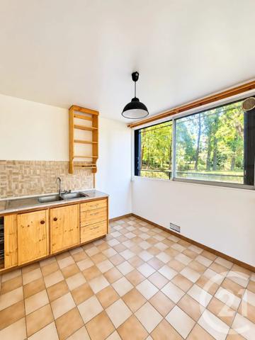 Appartement F2 à vendre  2 pièces - 40,02 m 2   SAVIGNY SUR ORGE  - 91