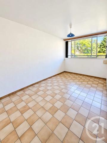 Appartement F2 à vendre  2 pièces - 40,02 m 2   SAVIGNY SUR ORGE  - 91