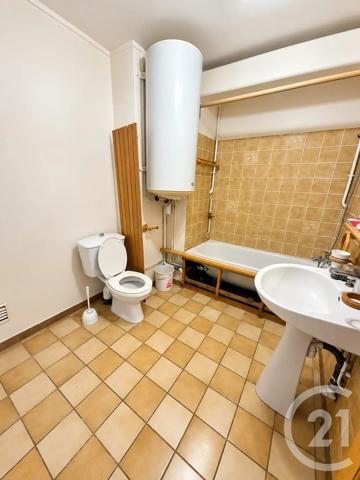 Appartement F2 à vendre  2 pièces - 40,02 m 2   SAVIGNY SUR ORGE  - 91
