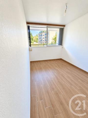 Appartement F2 à vendre  2 pièces - 40,02 m 2   SAVIGNY SUR ORGE  - 91