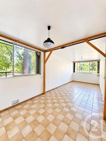 Appartement F2 à vendre  2 pièces - 40,02 m 2   SAVIGNY SUR ORGE  - 91
