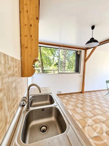 Appartement F2 à vendre  2 pièces - 40,02 m 2   SAVIGNY SUR ORGE  - 91