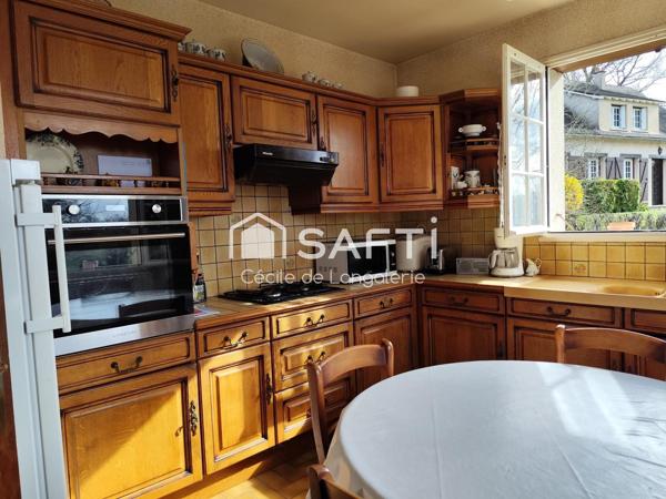 BELLE MAISON  SUR SOUS-SOL AVEC TERRAIN ARBORE