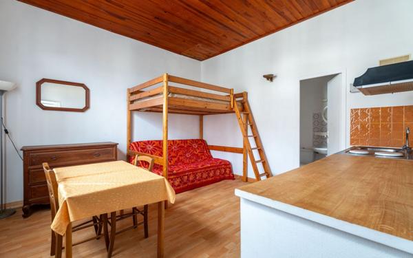 Immeuble à vendre    4 pièces •  Mimizan