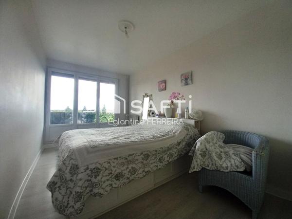 CHATEAUROUX, APPARTEMENT T3 DE 107M² AVEC BALCONS, GARAGE ET CAVE