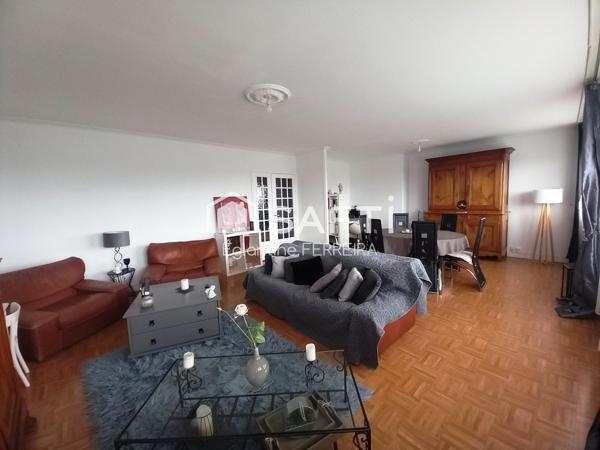 CHATEAUROUX, APPARTEMENT T3 DE 107M² AVEC BALCONS, GARAGE ET CAVE