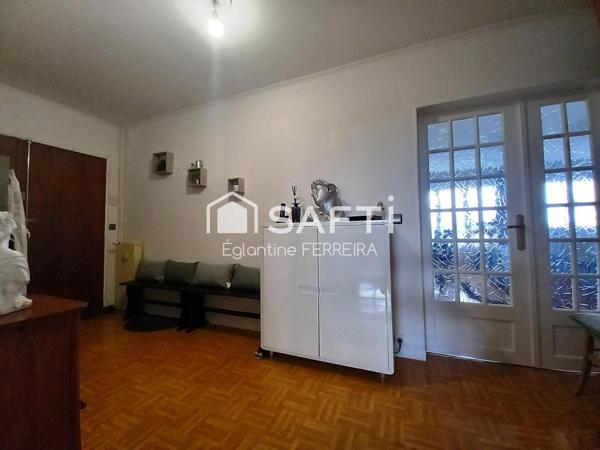 CHATEAUROUX, APPARTEMENT T3 DE 107M² AVEC BALCONS, GARAGE ET CAVE