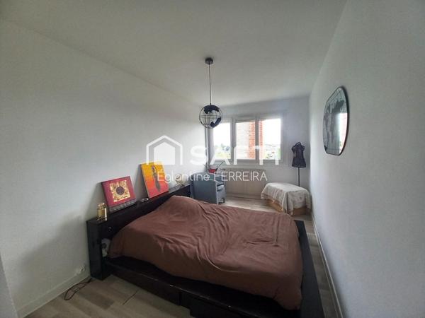 CHATEAUROUX, APPARTEMENT T3 DE 107M² AVEC BALCONS, GARAGE ET CAVE
