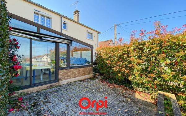 Maison à vendre    4 pièces • 105 m2 Désertines