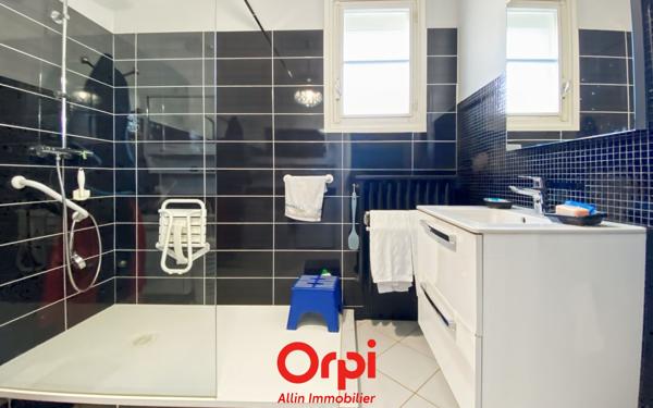 Maison à vendre    4 pièces • 105 m2 Désertines