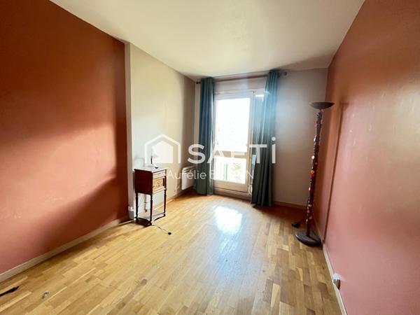 Talence appartement 3 chambres possibilité 4 avec terrasse privative, parking fermé  et cave