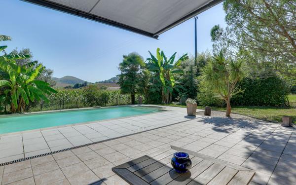 Maison à vendre    5 pièces • 134 m2 Hasparren