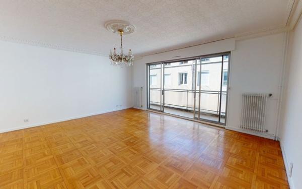 Appartement à louer    4 pièces • 99,71 m2 Saint-Étienne