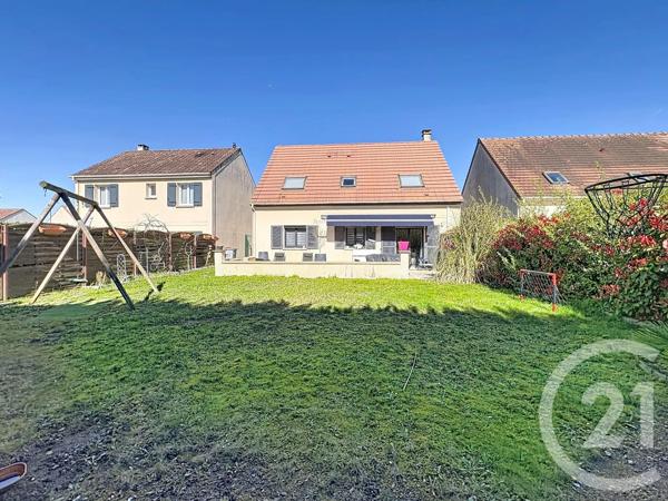 Maison à vendre  6 pièces - 102,22 m 2   SAVIGNY LE TEMPLE  - 77