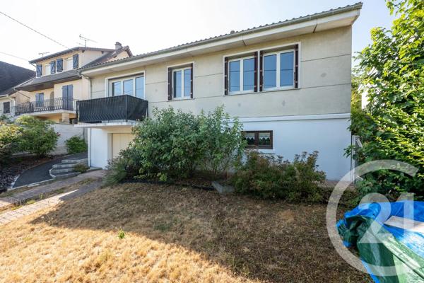 Maison à vendre  5 pièces - 82,17 m 2   YERRES  - 91