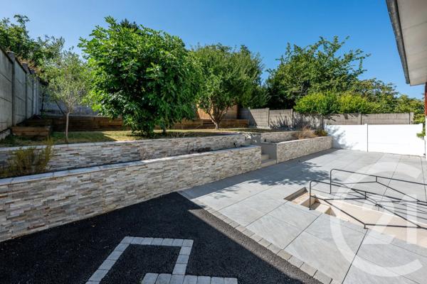 Maison à vendre  5 pièces - 82,17 m 2   YERRES  - 91