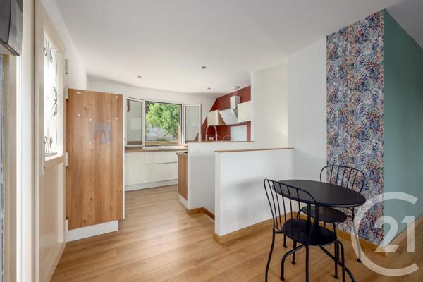 Maison à vendre  5 pièces - 82,17 m 2   YERRES  - 91