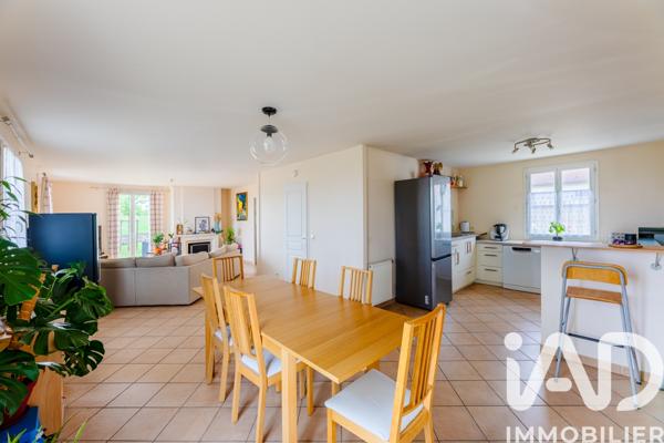 Maison à vendre 7 pièces 138,3 m² Le Plessis-Gassot
