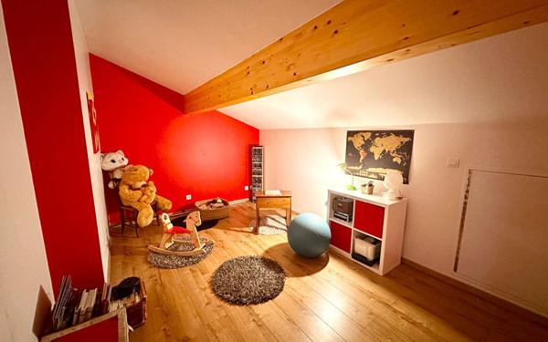 Maison à vendre    7 pièces •  Mérignac