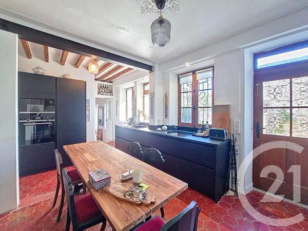Maison à vendre  8 pièces - 210 m 2   PERTHES  - 77