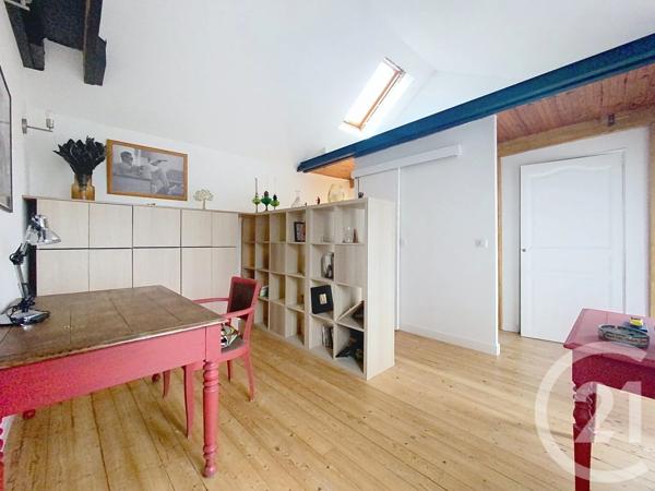 Maison à vendre  8 pièces - 210 m 2   PERTHES  - 77
