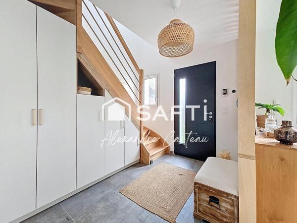 Jolie maison neuve avec piscine