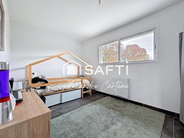 Jolie maison neuve avec piscine