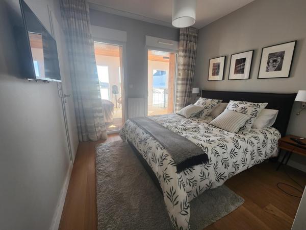 Rare-Très bel apt 3 ch. avec terrasses-Pkg couvert