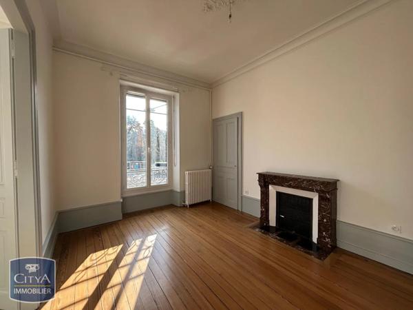 Appartement à louer 5 pièces 129.51m²