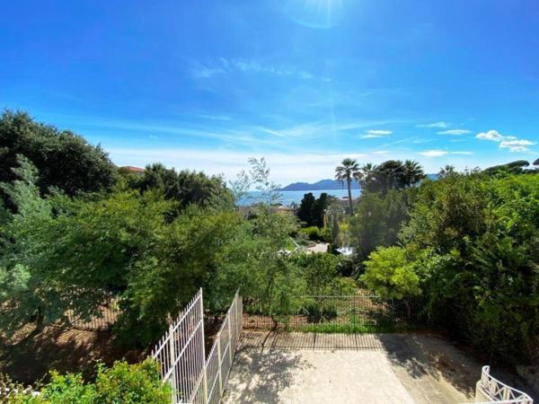 CANNES 3 PIECES VUE MER