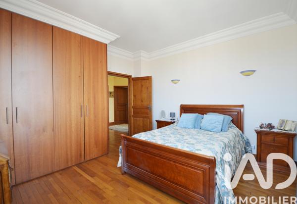 Maison à vendre 7 pièces 175 m² Rueil-Malmaison