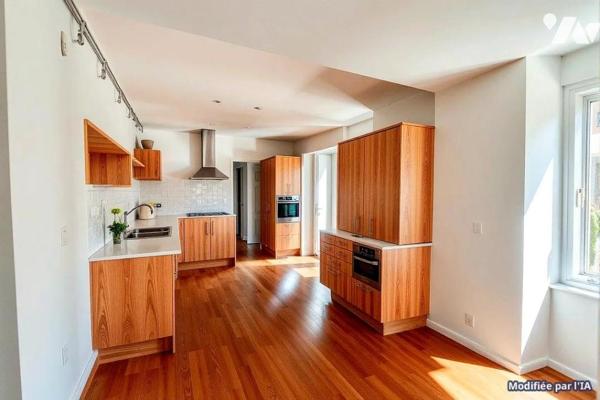 Appartement de 203 m² avec garage et terrasse