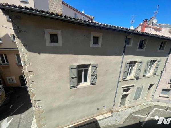 Appartement de 203 m² avec garage et terrasse