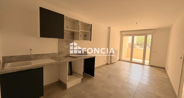 Location Appartement 2 pièces 47.4 m² - Morières-lès-avignon 84310