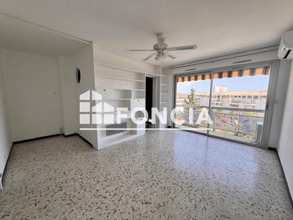 Location Studio 32 m² - 61 AVENUE GAMBETTA Hyeres 83400