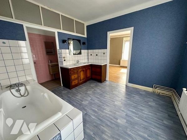 Rare à CHAMPIGNEULLES Maison de ville dans quartier proche toutes commodités!
