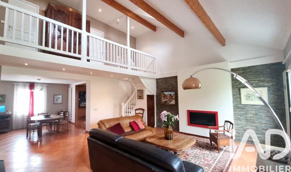 Maison à vendre 7 pièces 153 m² Villeneuve-le-Roi