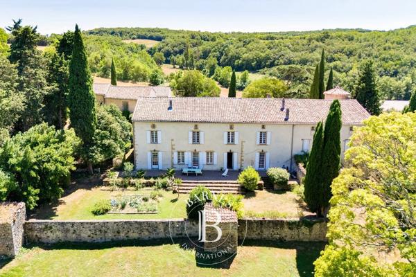 Castelnaudary, Maison 7 Chambres -  503 m² à vendre