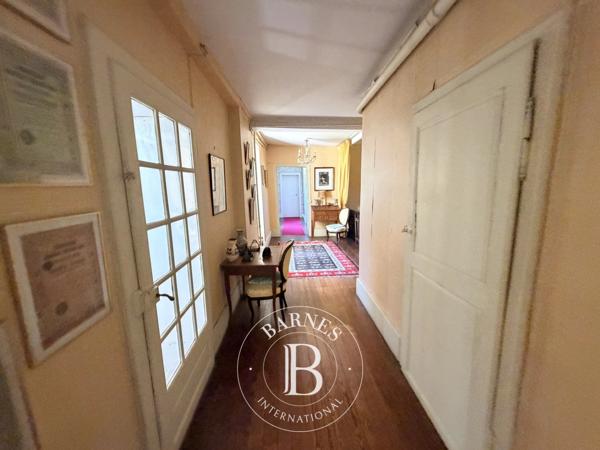 Vatan, Château 13 Chambres -  665 m² à vendre