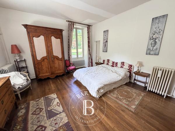 Vatan, Château 13 Chambres -  665 m² à vendre