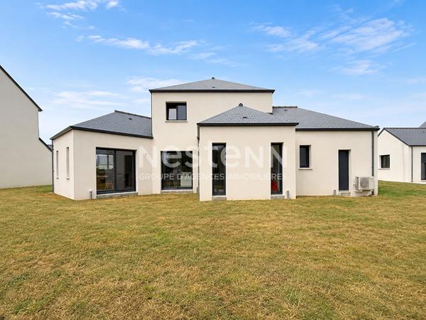 Maison contemporaine de 2025 à vendre à LOCMINE, 5 chambres, garage et son jardin de 720 m²