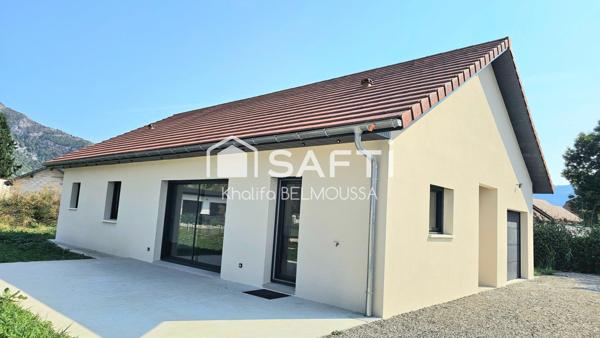Maison de plain-pied  de 105 m² avec garage– Secteur Culoz