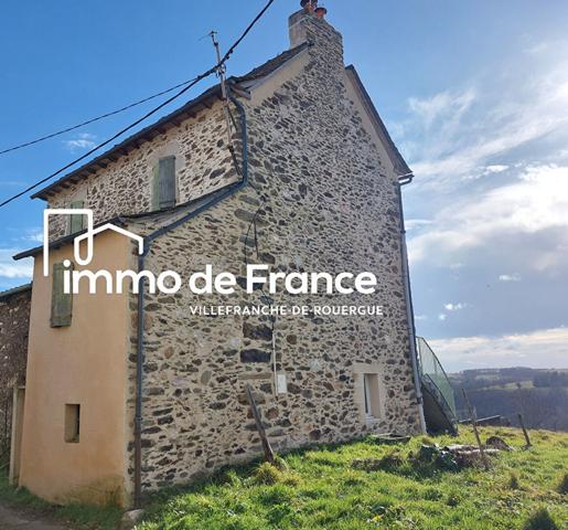 Maison de hameau rénovée 89m²,  3 chambres et terrain de 790m²